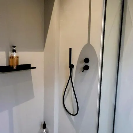 Dante's Heaven Self Check-in Appartement